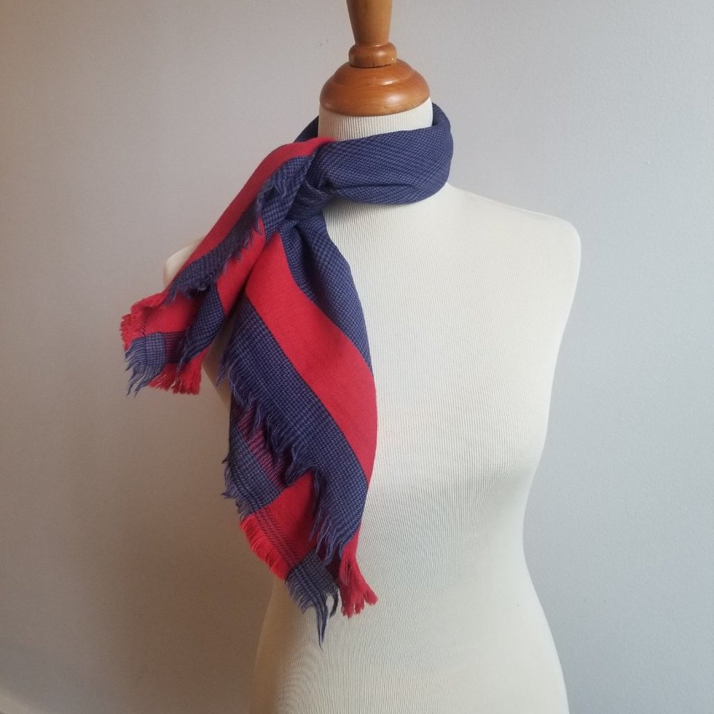 Inouitoosh Nicoletta Red Square Scarf